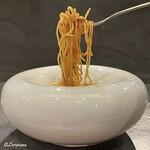 カーサ・デル・チーボ - 蝦夷あわびと青螺貝のトマトソースで味わうマッケロンチーニ ディ カンポフィオーネ