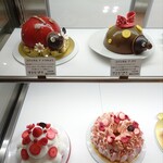 MAISON GIVRÉE - 独特なホールケーキ