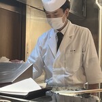 天冨良 麻布よこ田 - 目の前で揚げてくれます