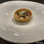 カーサ・デル・チーボ - パスタフリットの中に油ボウズ､北寄貝､姫貝､槍烏賊､蛸