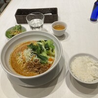 Szechwan Cuisine & Wine 四川料理 御馥 中之島ダイビル店 -  Szechwan Cuisine & Wine 四川料理 御馥 中之島ダイビル店 -
