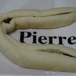 Pierre - あんバター126円　※長いパンを、無理やり！曲げて撮影