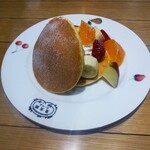 Kajitsuen Riberu - フルーツが一杯のパンケーキ