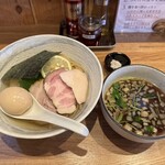 麺屋 一瀧 - 特製昆布水つけ麺（醤油）1250円