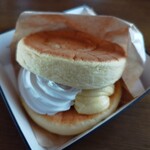 Cafe Rob - dorayaki、カスタード