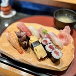 しほう田 - にぎり鮨ランチ … ¥1,300円（税込）