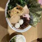 横浜家系ラーメン 蓮 - 料理写真: