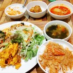 タイサバイ - この日のカレーはレッドカレーでした