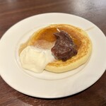 BistroW - 焼きたてパンケーキ ハニーメイプル＆あずきクリーム＆ティラミス風マスカルボーネ