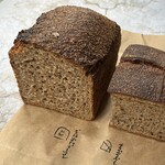 チェスト船堀 - 左: コンプレ ブレドウポピュラシオン(北海道) 1/2 864円　右:コンプレ チクゴイズミ(熊本) 1/4 486円