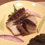 蒸しアワビ 肝ソースで。