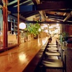 サザ コーヒー - 店内。カウンター付近。