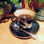 サザ コーヒー - 贅沢ブレンド。チョコレートの様なコクを楽しめる珈琲。抽出８０度。