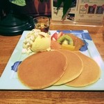 サザ コーヒー - パンケーキ　900円。