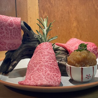 本格炭火焼肉◆店主の妥協しない厳選されたお肉はどれも絶品。