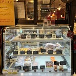 部位ごとに調理法を変える豚肉専門店 グロワグロワ - テイクアウトも充実！