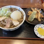 そば処多喜 - おろし肉そば下足天付き(1,100円)