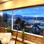 リストランテ ピノキオ - magichour〜　曇り空が藍の水墨画のようで神秘的です　byまみこまみこ