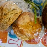 パン工房 BLACKHOUSE - 紅茶のスコーン！