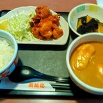 若鯱家 - お初の塩唐揚げレモンランチです〜