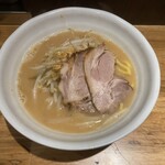 花木流味噌 - 味噌ラーメン(500円)