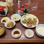 しらさき食堂 - 料理写真:カラ揚定食 税込700円（R5.12時点）