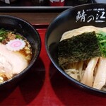 鯖の江 - 元祖越前鬼おろしつけ麺（950円）。麺は自家製中太全粒粉、ツルツルもちもちしています。スープは魚介の旨みと鶏のコクを感じるWスープ。酸味と旨みが後を引く美味しいスープでした。