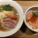 鴨出汁中華蕎麦 麺屋yoshiki - 蟹と鴨の塩そば+蟹と桜えびの炊き込みご飯