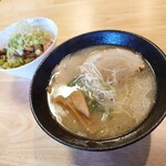 Shiomemmizuki - 鶏豚塩白湯＆チャーシュー丼 2024年2月