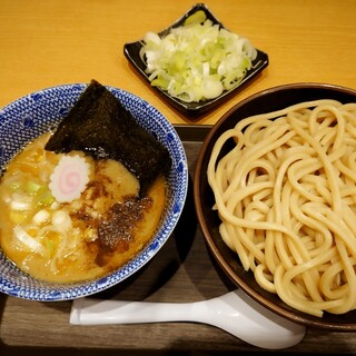 次念序 - 料理写真:つけ麺並　890円　ネギ増し　50円