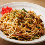 Hormone sauce Yakisoba (stir-fried noodles)