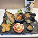 日本酒と湯葉と海鮮 神聖酒場 - 