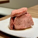 焼肉山水 - 生タンごっちゃ盛り