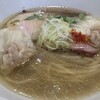 地球の中華そば - 料理写真:海老ワンタン麺 塩