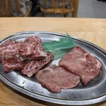 焼肉 八廣 - がっついてタンほぼ焼いた後に撮った写真