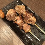 大衆酒場085 - 2月限定　せんべろ@1,080 の2本　たぶん…