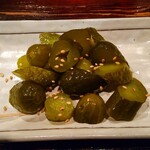 バーカドヤ 黒門町スタンド - おつまみは、ピクルス
