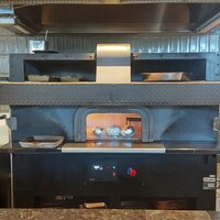 JAM17 DINING - この大きな石窯が良い仕事をする