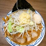 Nidaime Hama Hachi Dou - 特製醤油豚骨らーめん、麺300g、野菜マシ、ニンニク普通、背脂普通