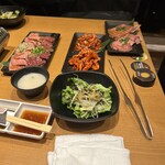 Yakiniku Sakaba Tomo Sankaku - 