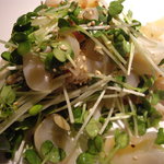 ｓｕｓｈｉ ｄｉｎｉｎｇ 鸞 - OptioA30：本日のサラダ（真ツブ）