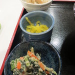 ホテルセレクトイン青森 - 白和え、香の物、筍の煮物