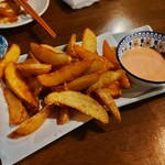 海鮮酒場 魚波 - 皮付きポテトフライ