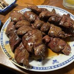 鳥安 - 料理写真:鶏レバー　サイズがデカい！