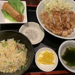 Torai - 唐揚げ＋半炒飯セット