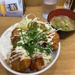 Teppan Sakaba Tetsuichi - から揚げ丼 680円