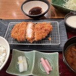 Shinjuku Saboten - 三元麦豚ロースカツの定食＋和出汁とろろ