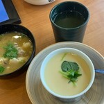 無添くら寿司 - 定番の茶碗蒸しにあら汁