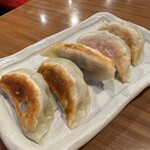 24時間 餃子酒場 - 