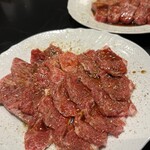 肉 希々 - 